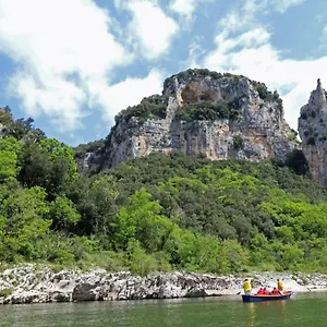 la-basse.hotels-rhonealpes.com/